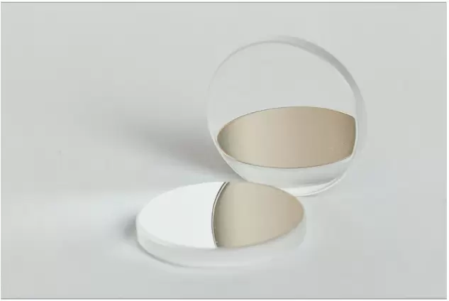 All-Purpose Solution for High Reflectivity Mirrors