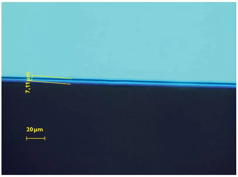 Fig. 1: Using a lithographic approach, a transition region < 10 µm can be achieved between different zones.